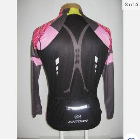 Like New 🖤 Cycle Jersey - Picture 10 of 12